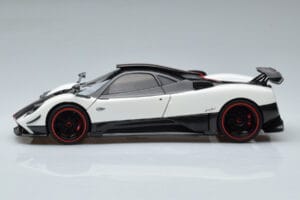 Pagani Zonda Cinque Blanc Benny Almost Real 1:18 850601001 Métal — image 5 sur 12