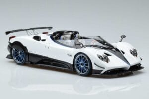Pagani Zonda HP Barchetta Carbon Fiber Blanc LCD 1:18 LCD18009-WH Métal — image 6 sur 9