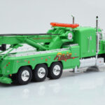 Peterbilt 359 Wrecker Road Service Vert IXO 1:43 - image 2 of 5