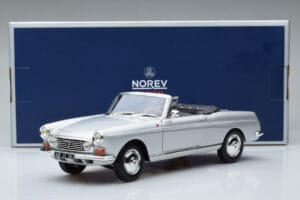 Peugeot 404 Cabriolet Argent Norev 1:18 184835 Métal — image 8 sur 8