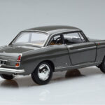 Peugeot 404 Coupé Graphite Gris Norev 1:18 - image 3 of 7