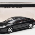 Peugeot 407 Coupé Noir Norev 1:18 - image 8 of 8