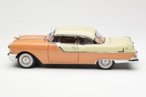 Pontiac Star Chief Hardtop Rouge Blanc Sun Star 1:18 5043 Métal — image 4 sur 8