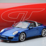 Porsche 911 991 4S Targa Bleu GT Spirit 1:18 - image 5 of 5