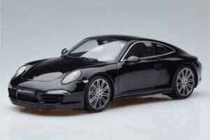 Porsche 911 991 Carrera 4 Black Edition GT Spirit 1:18 GT114 Résine