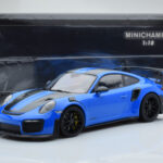 Porsche 911 GT2 RS 991.2 Weissach Package Bleu Jantes Magnésium Noires Minichamps 1:18 - image 6 of 6