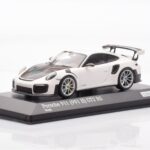 Porsche 911 991.2 GT2 RS Blanc Minichamps 1:43 - image 2 of 4