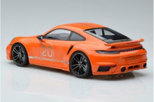Porsche 911 992 Turbo S China 20th Anniversary Orange Minichamps 1:18 155069171 Métal — image 5 sur 6