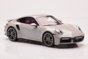 Porsche 911 992 Turbo S Crayon Gris GT Spirit 1:18 GT431 Résine — image 4 sur 6