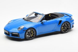 Porsche 911 992 Turbo S Shark Bleu GT Spirit 1:18 GT441