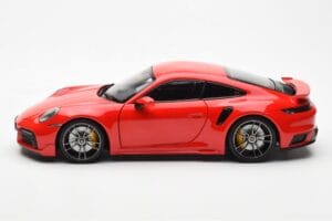 Porsche 911 992 Turbo S Sport Design Rouge Minichamps 1:18 113069078 Métal — image 4 sur 8