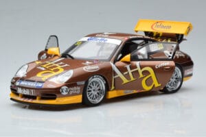 Porsche 911 996 GT3 Cup M. Marsh Carrera Cup Asia Winner 2004 AUTOart 1:18 80489 Métal — image 2 sur 7