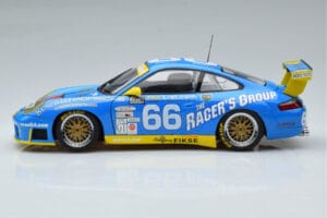 Porsche 911 996 GT3 R #6 24 Hours of Daytona GT Class Winner 2002 AUTOart 1:18 80273 Métal — image 4 sur 7