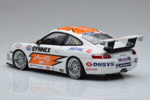 Porsche 911 996 GT3 R #1 C. Kwan Carrera Cup Asia 2004 AUTOart 1:18 80487 Métal — image 6 sur 7