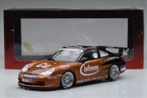 Porsche 911 996 GT3 R #2 S. Miau Carrera Cup Asia 2004 AUTOart 1:18 80488 Métal — image 7 sur 7