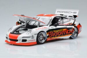 Porsche 911 997 GT3 Cup #98 P. Ma Carrera Cup Asia 2006 AUTOart 1:18 80689 Métal — image 2 sur 7