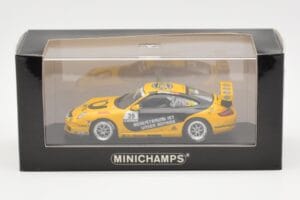 Porsche 911 997 GT3 Cup Tolimit Motorsport #39 Menzel Porsche Supercup 2007 Minichamps 1:43 400066439 Métal — image 4 sur 4