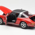 Porsche 911 Targa S Rouge Schuco 1:18 450036200 - image 6 of 9