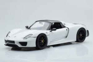 Porsche 918 Spyder Weissach Package Blanc Avec Roues Noires Minichamps 1:18 113062443 Métal — image 4 sur 9