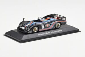 Porsche 936/76 Martini #6 Schwarze Witwe Minichamps 1:43 WAP02000518 Métal — image 2 sur 4