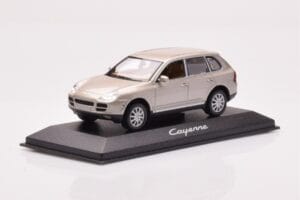 Porsche Cayenne 9PA Beige Minichamps 1:43 WAPC2000513 Métal — image 2 sur 4