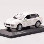 Porsche Cayenne Concept Schaeffler Gruppe Automotive Minichamps 1:43 - image 2 of 4