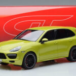 Porsche Cayenne GTS 92A Peridot Vert GT Spirit 1:18 - image 6 of 6