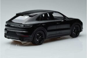 Porsche Cayenne E3 S Coupe Minichamps 1:18 187673 Métal — image 2 sur 6