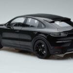 Porsche Cayenne E3 S Coupe Minichamps 1:18 187673 Métal - image 5 of 6