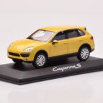 Porsche Cayenne 92A Jaune Sable Minichamps 1:43 - image 2 of 4