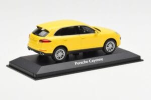 Porsche Cayenne 92A Jaune MaxiChamps 1:43 940063201 Métal — image 2 sur 4