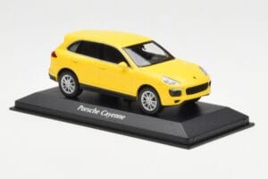 Porsche Cayenne 92A Jaune MaxiChamps 1:43 940063201 Métal — image 3 sur 4