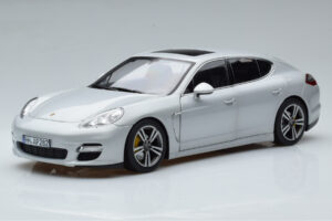 Porsche Panamera 970 Turbo Argent Norev 1:18