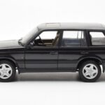Range Rover P38 4.6 HSE Noir Métallique AUTOart 1:18 - image 4 of 9