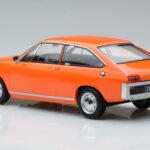 Renault 15 TL Orange Norev 1:18 - image 5 of 6