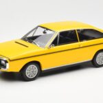 Renault 15 TL Jaune Noir Norev 1:18 185351