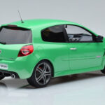Renault Clio 3 RS Vert Otto 1:18 - image 2 of 6