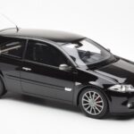 Renault Megane 2 RS Phase 2 Noir Otto 1:18 OT1054 - image 4 of 6