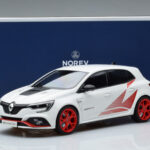 Renault Megane RS Trophy-R Mk4 Blanc Norev 1:18 - image 6 of 6