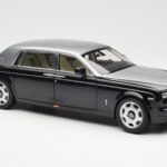 Rolls-Royce Phantom VII EWB Noir et Argent Kyosho 1:18 08841BKS - image 6 of 8