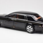 Rolls-Royce Phantom VII EWB Diamond Noir Kyosho 1:18 08841DBK2 - image 7 of 8