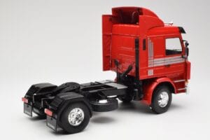 Scania 143M 470 Topline Rouge MCG 1:18 MCG18142 Métal — image 3 sur 8