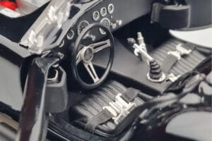 Shelby Cobra 427 S/C Noir Kyosho 1:18 08048BK Métal — image 7 sur 9