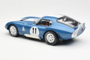 Shelby Daytona Cobra Coupe #11 S. Thompson 24 Hours of Le Mans 1965 CMR 1:18 CMR114 Métal — image 7 sur 8