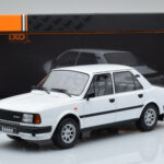 Skoda 130 L Blanc IXO 1:18 - image 6 of 6