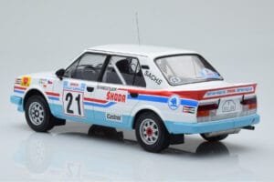 Skoda 130 LR #21 L. Krecek / B. Motl Rally Acropolis 1986 IXO 1:18 18RMC157A Métal — image 4 sur 6