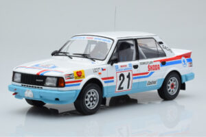 Skoda 130 LR #21 L. Krecek / B. Motl Rally Acropolis 1986 IXO 1:18