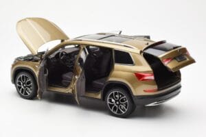 Skoda Kodiaq Or FAW 1:18 ZSX000001GOL Métal — image 5 sur 8