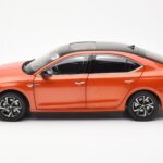 Skoda Octavia Pro Orange FAW 1:18 ZMR000006ORA - image 4 of 8