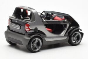 Smart Fortwo Crossblade Cabriolet Argent Noir Kyosho 1:18 13440 Métal — image 2 sur 6